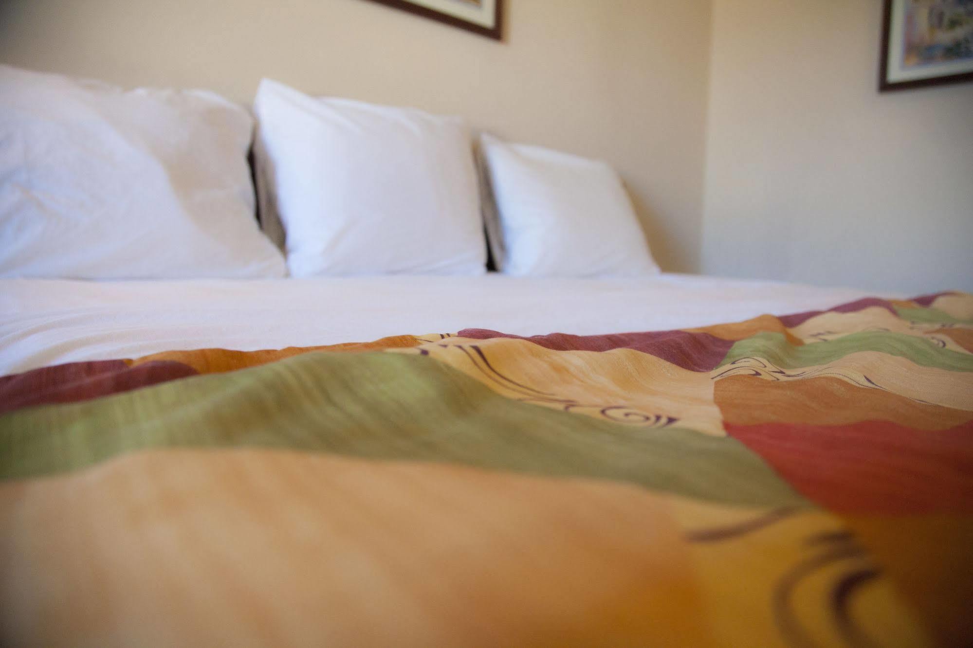 Intown Suites Extended Stay Norfolk Va Eksteriør billede